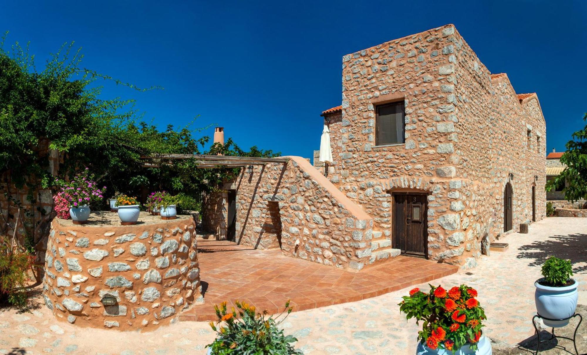 Pírgos Dhiroú Guesthouse Toxotis المظهر الخارجي الصورة